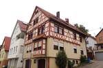 FÜR SINGLE ODER PAAR! Helle, sonnige 2 12 Zimmer - Dachgeschoss Wohnung mit Loggia in Weinstadt-Schnait 2 zimmer