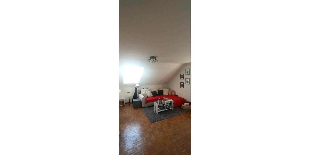 Dachgeschoßwohnung Hüttlingen - 2 Zimmer, 64 m&sup2;, 825&euro; | Angebot:26703747