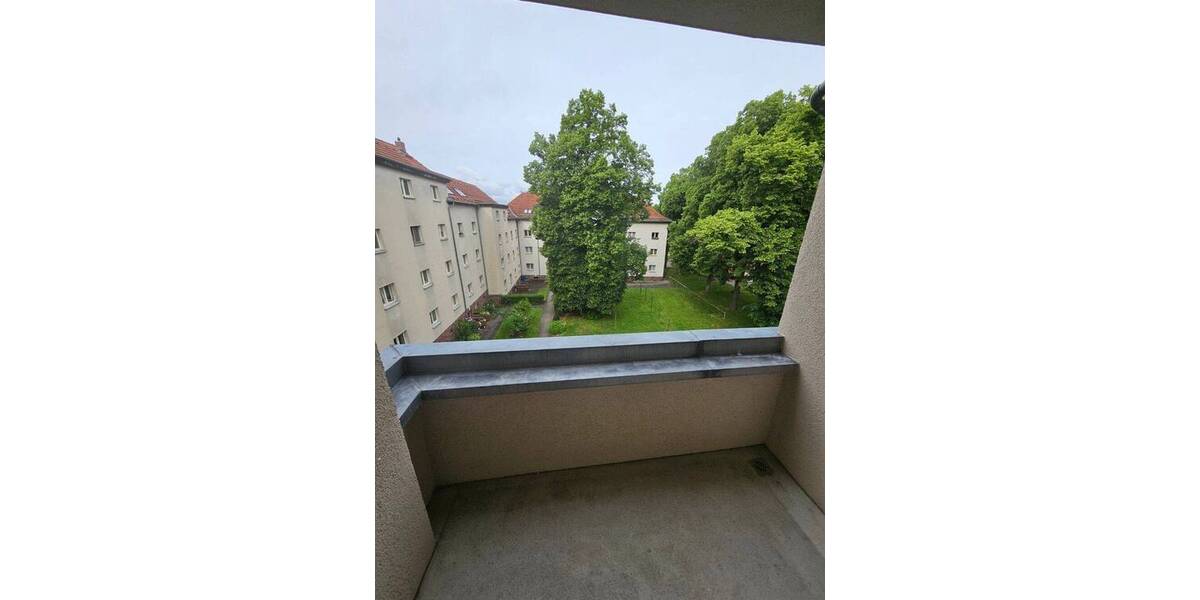 Etagenwohnung Altenburg Südost - 2 Zimmer, 50 m&sup2;, 305&euro; | Angebot:26786953