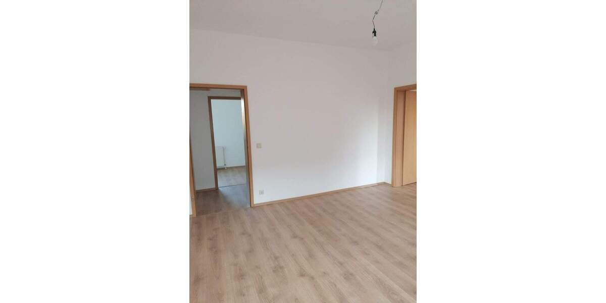 Etagenwohnung Neupetershain - 3 Zimmer, 68 m&sup2;, 408&euro; | Angebot:25799859