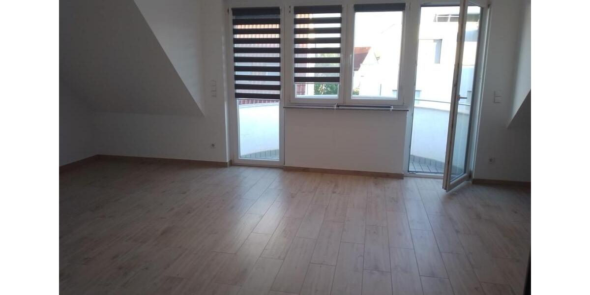 - EHNINGEN - Moderne 3-Zi.-Wohnung mit EBK, Fußbodenheizung, Stp 3 zimmer