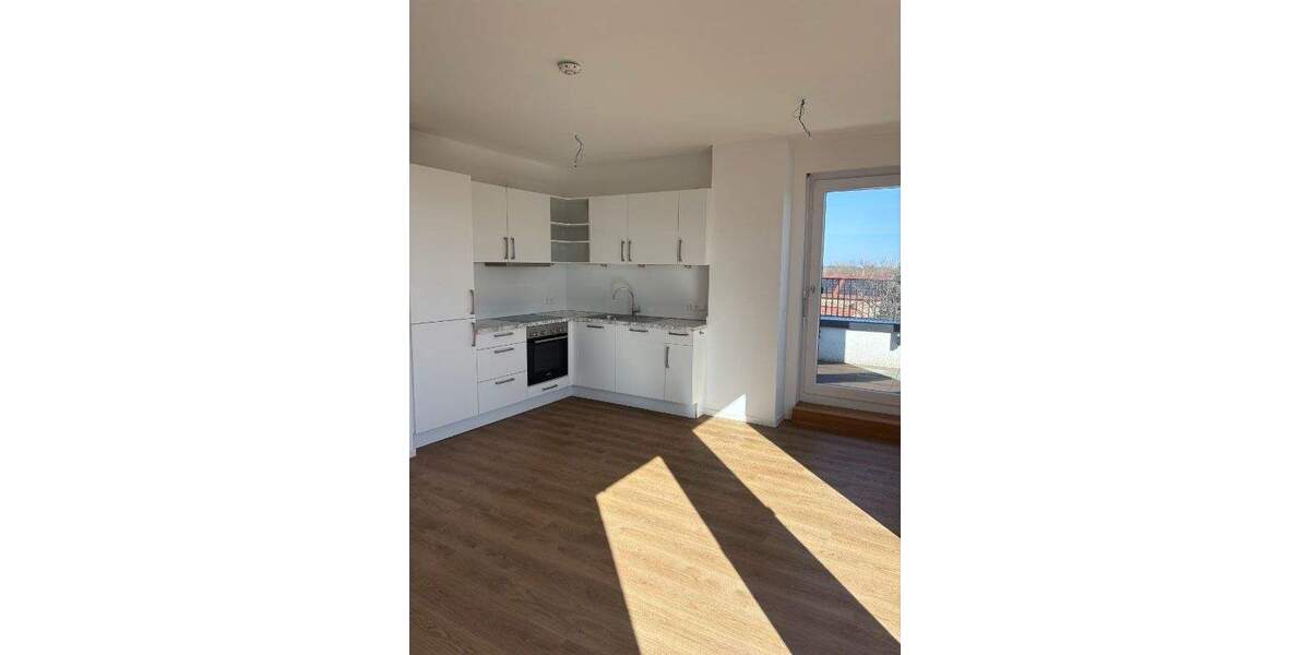 Etagenwohnung Schönefeld - 3 Zimmer, 90 m&sup2;, 1.360&euro; | Angebot:25665029