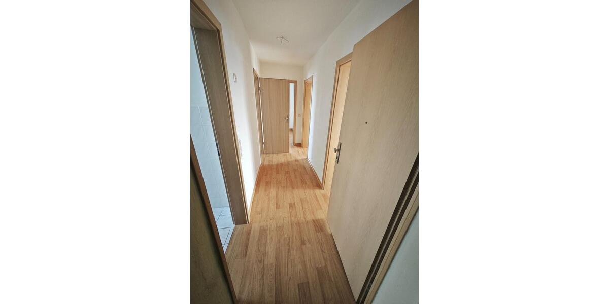 Etagenwohnung Osterburg (Altmark) - 3 Zimmer, 61 m&sup2;, 334&euro; | Angebot:25144766