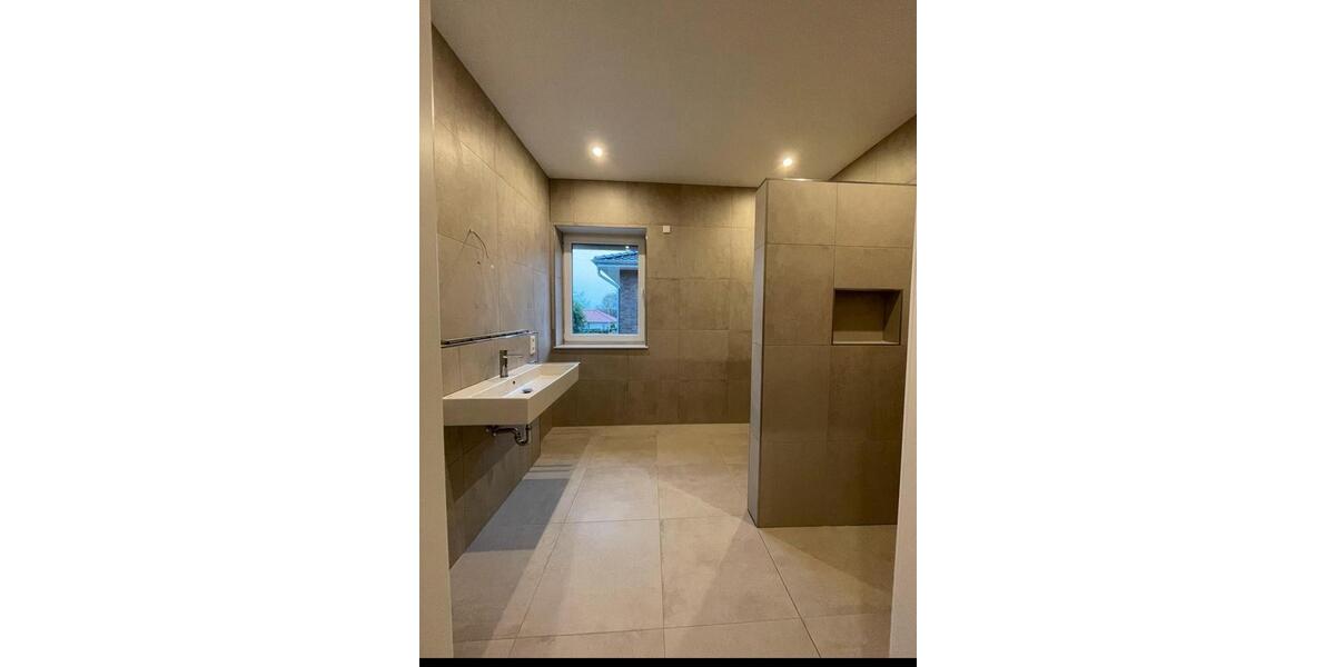 Etagenwohnung Dinklage - 4 Zimmer, 135 m&sup2;, 1.500&euro; | Angebot:26072625