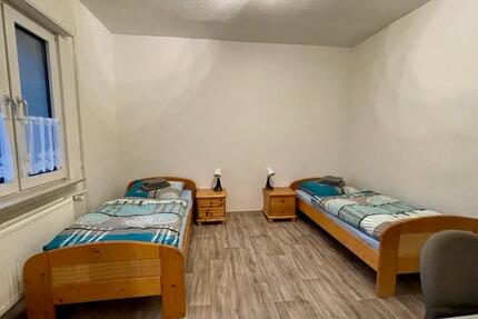 Wohnen auf Zeit Dormagen Sankt Peter - 3 Zimmer, 90 m&sup2;, 15&euro; | Angebot:24398309