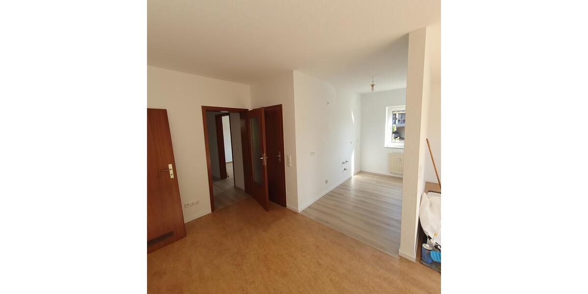 Erdgeschoßwohnung Wolfhagen - 3 Zimmer, 87 m&sup2;, 650&euro; | Angebot:26252825