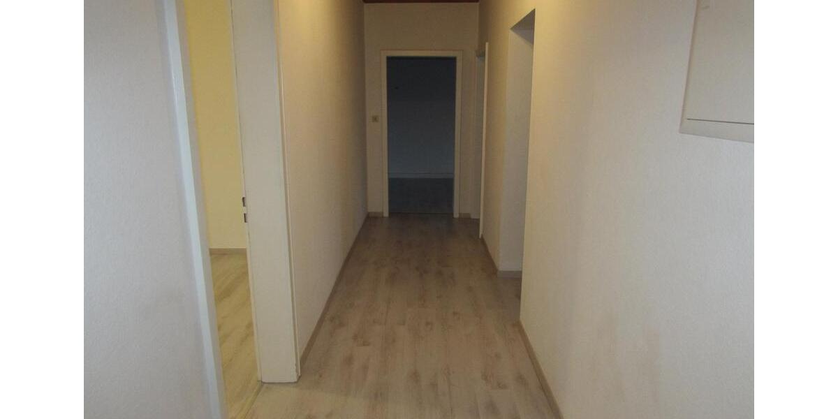 Etagenwohnung Kronach - 3 Zimmer, 85 m&sup2;, 620&euro; | Angebot:25046121