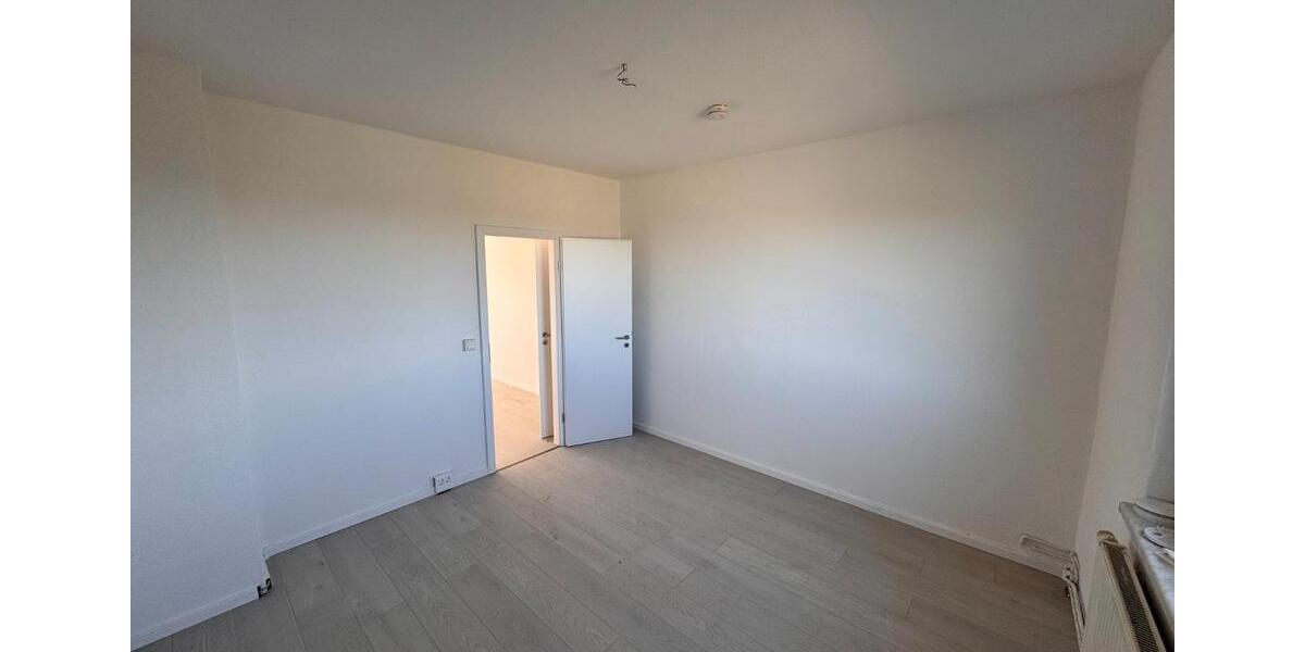 Etagenwohnung Röderland - 3 Zimmer, 60 m&sup2;, 370&euro; | Angebot:26294816