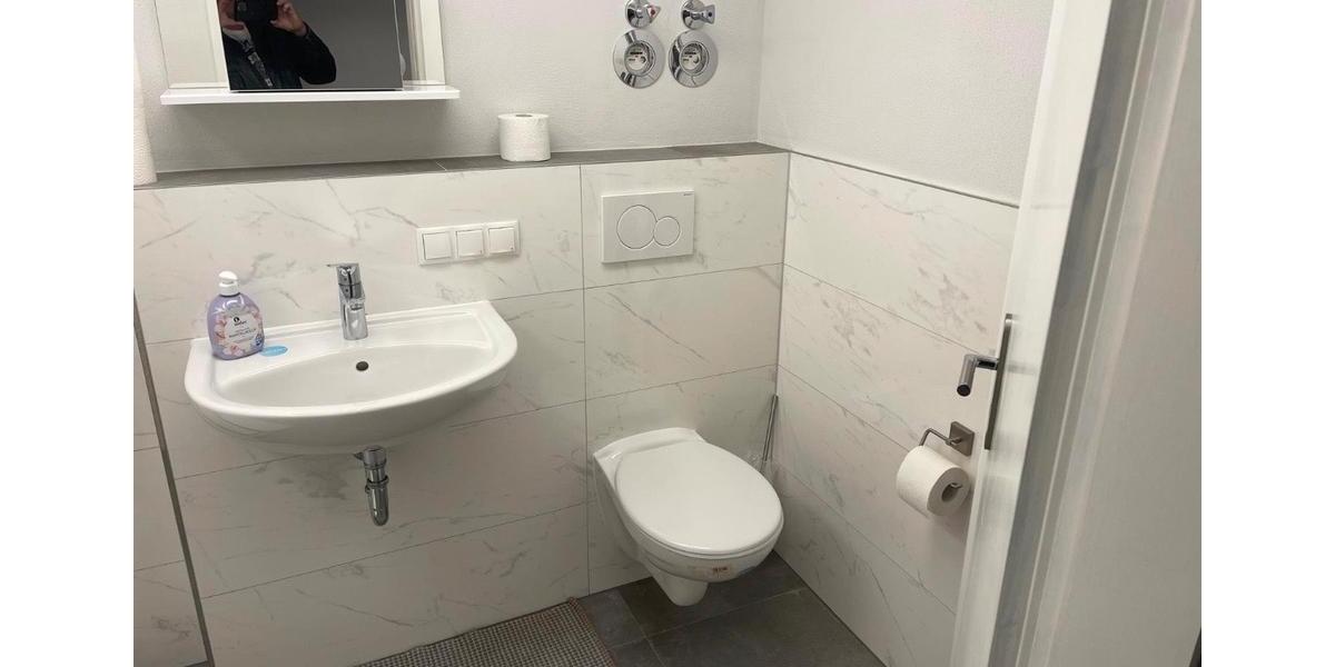 Dachgeschoßwohnung Schwetzingen - 2.5 Zimmer, 60 m&sup2;, 810&euro; | Angebot:26484359