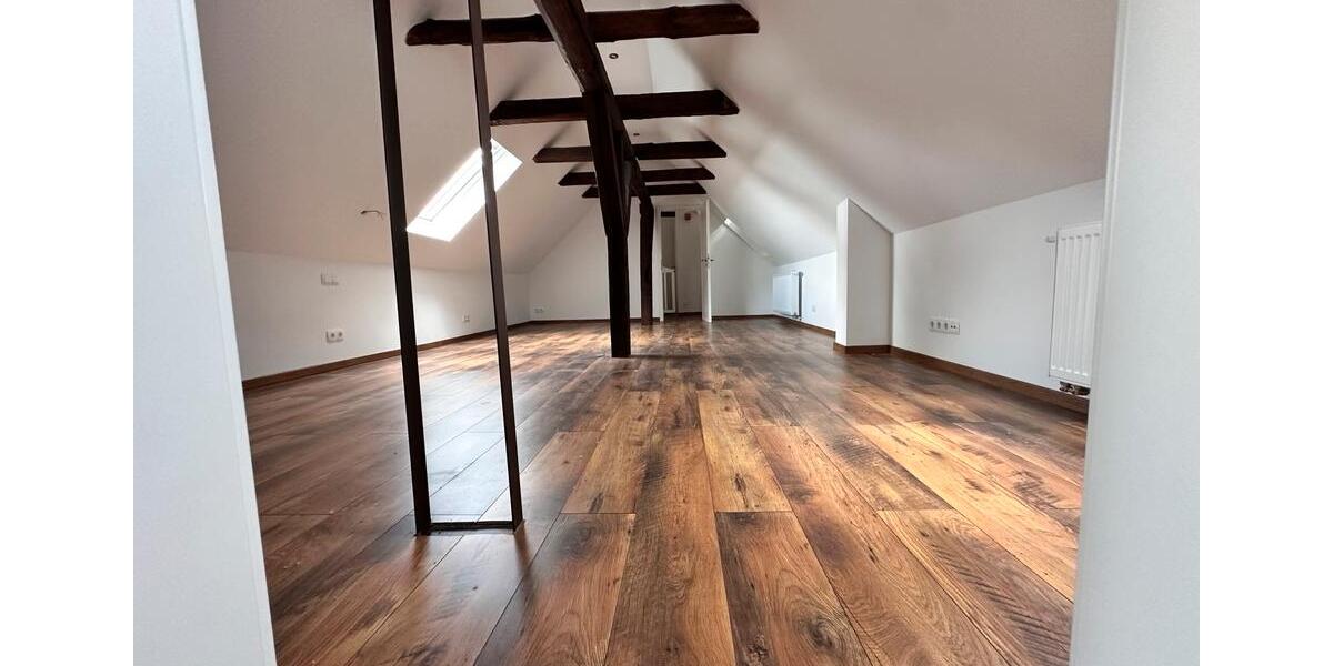 Etagenwohnung Helmstedt - 4 Zimmer, 120 m&sup2;, 1.000&euro; | Angebot:26029404