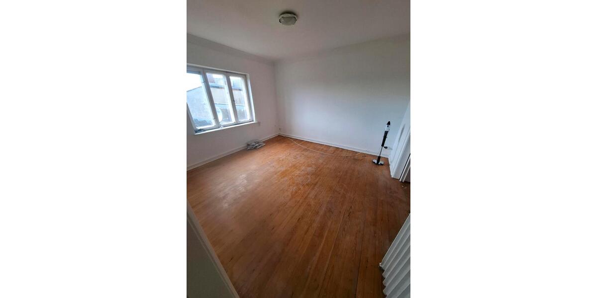 Etagenwohnung Neukalen - 4 Zimmer, 91 m&sup2;, 850&euro; | Angebot:26637139