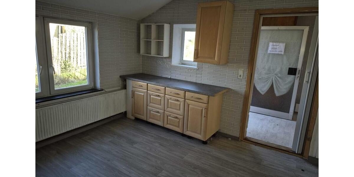 Einfamilienhaus Ihlow - 5 Zimmer, 175 m&sup2;, 800&euro; | Angebot:25971902