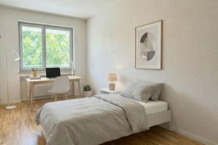 Wohnen auf Zeit München Thalkirchen-Obersendling-Forstenried-Fürstenried-S - 1 Zimmer, 13 m&sup2;, 690&euro; | Angebot:26356703
