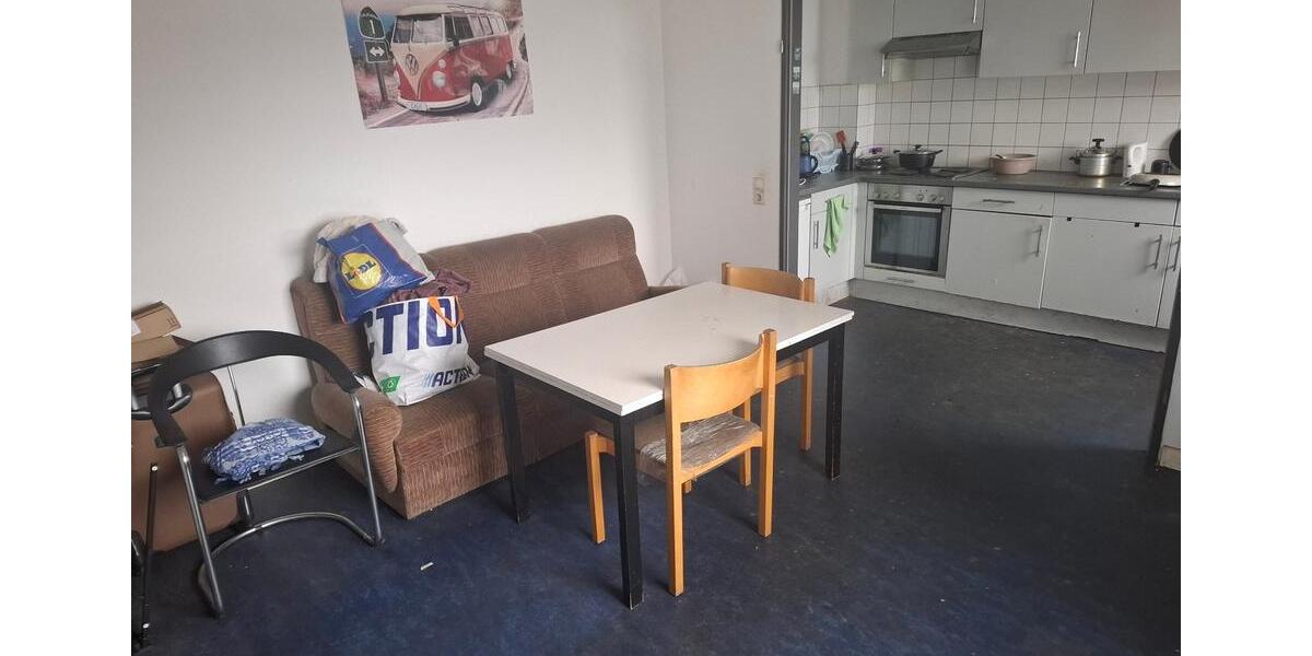 Wohnen auf Zeit Wuppertal - 1 Zimmer, 270 m&sup2;, 270&euro; | Angebot:25136834