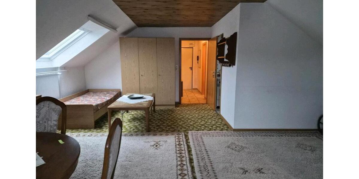 Dachgeschoßwohnung Hemer - 2 Zimmer, 50 m&sup2;, 500&euro; | Angebot:25048230