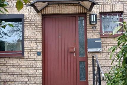 Haus Stuhr - 5 Zimmer, 150 m&sup2;, 1.300&euro; | Angebot:26030716