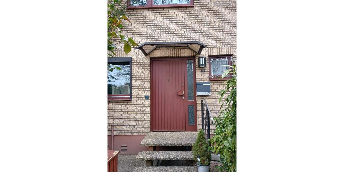 Reihenhaus Stuhr - 5 Zimmer, 150 m&sup2;, 1.300&euro; | Angebot:26030716