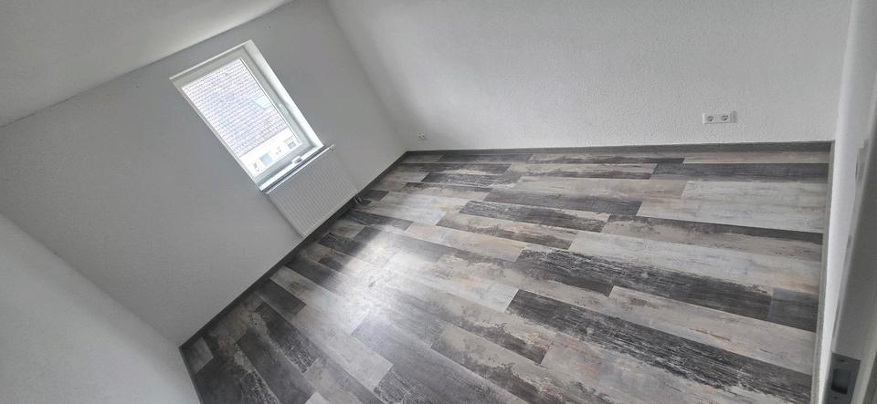Etagenwohnung Dornhan - 5 Zimmer, 120 m&sup2;, 1.100&euro; | Angebot:26335041