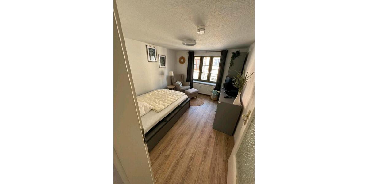 Etagenwohnung Wismar Altstadt - 1 Zimmer, 25 m&sup2;, 412&euro; | Angebot:25872264