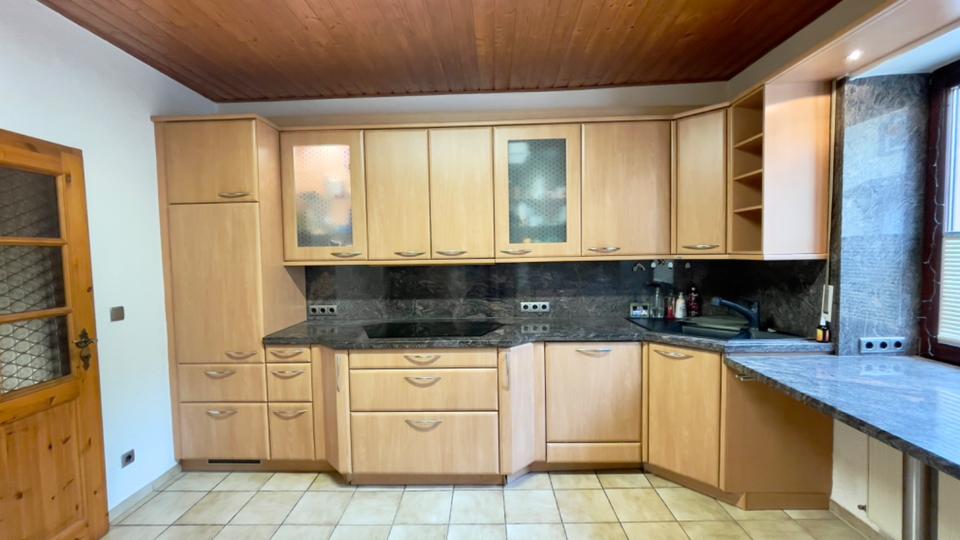 Doppelhaushälfte Bad Dürkheim - 5 Zimmer, 170 m&sup2;, 1.500&euro; | Angebot:25064676