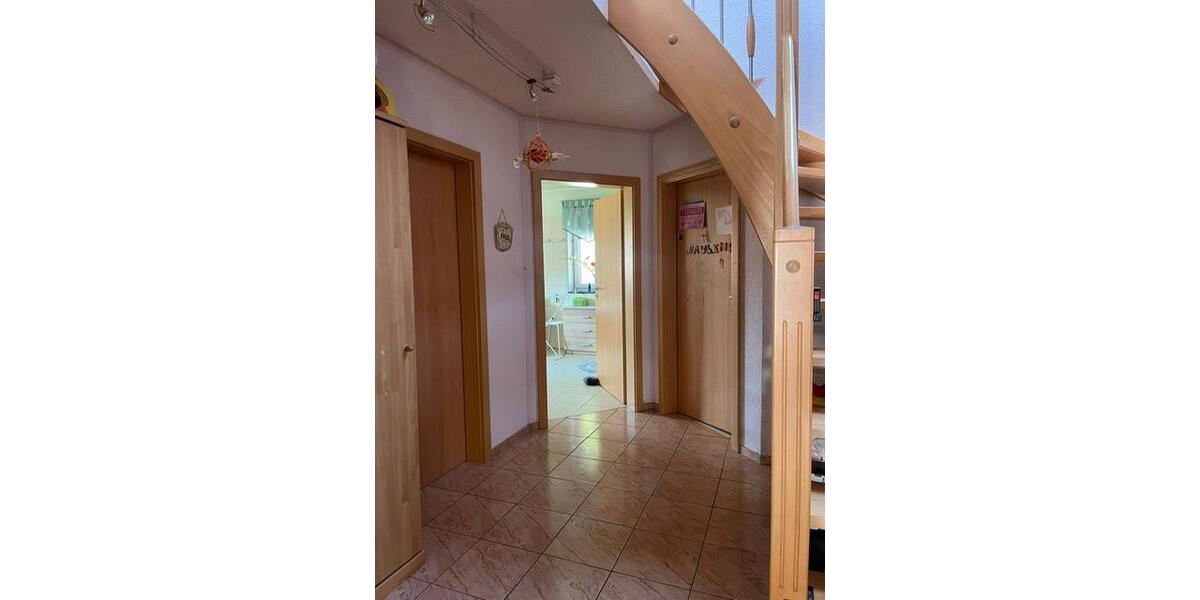 Etagenwohnung Marienberg - 3 Zimmer, 104 m&sup2;, 650&euro; | Angebot:25989829