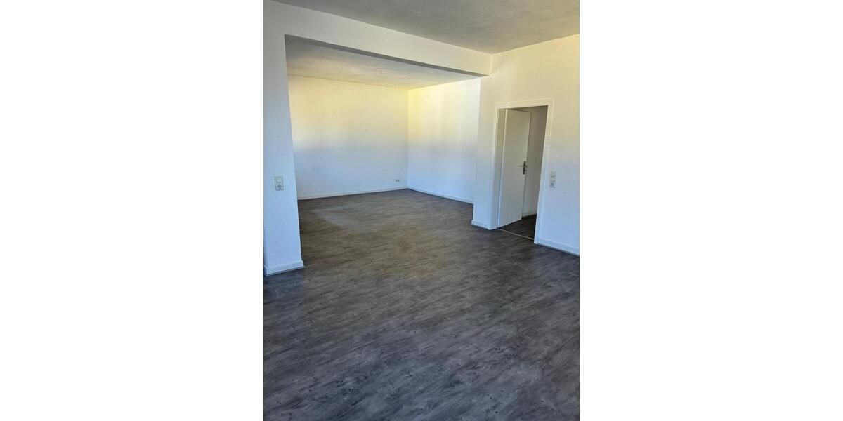 Etagenwohnung Hilden - 3 Zimmer, 92 m&sup2;, 1.175&euro; | Angebot:26032938