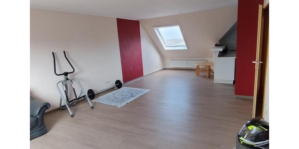 Dachgeschoßwohnung Irmenach - 3 Zimmer, 96 m&sup2;, 500&euro; | Angebot:25873815