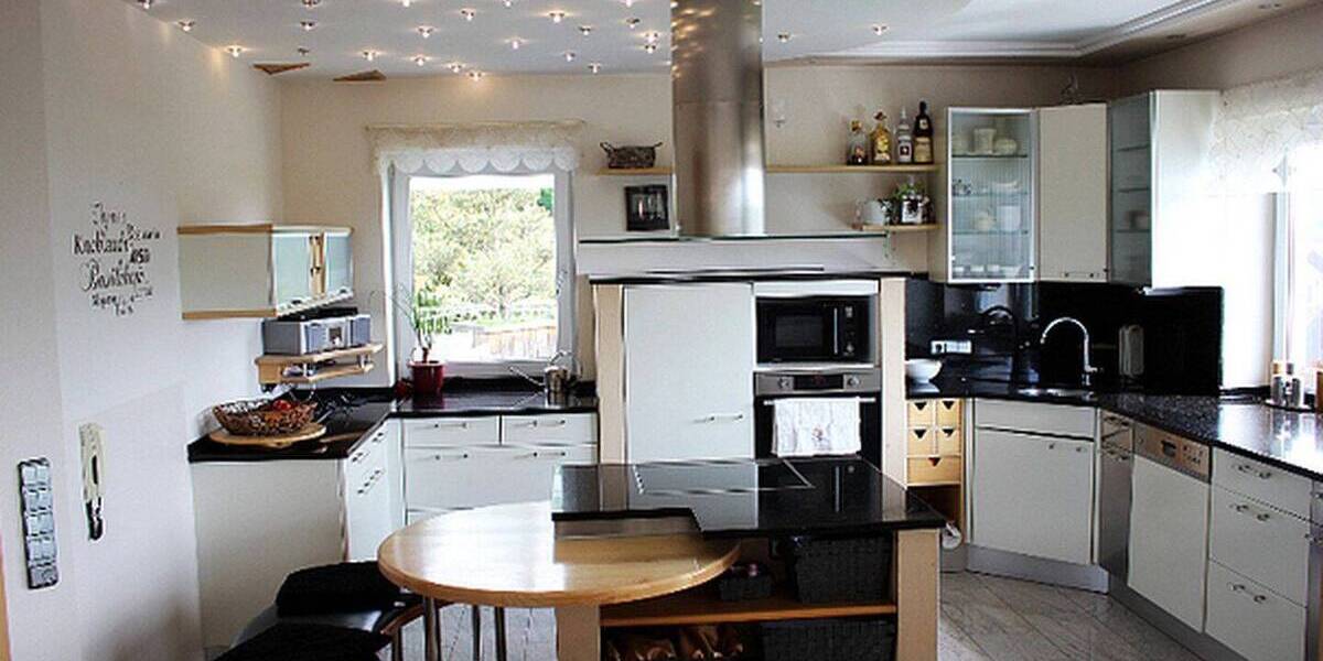 Einfamilienhaus Amberg - 5 Zimmer, 205 m&sup2;, 1.850&euro; | Angebot:26105756