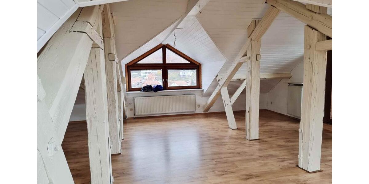 Dachgeschoßwohnung Bickenbach - 3 Zimmer, 90 m&sup2;, 750&euro; | Angebot:24865736