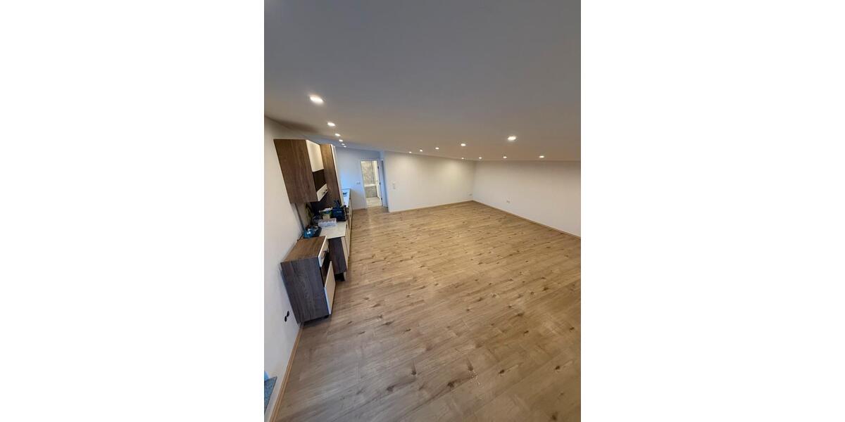 Einfamilienhaus Niedereschach - 2 Zimmer, 95 m&sup2;, 850&euro; | Angebot:26646734