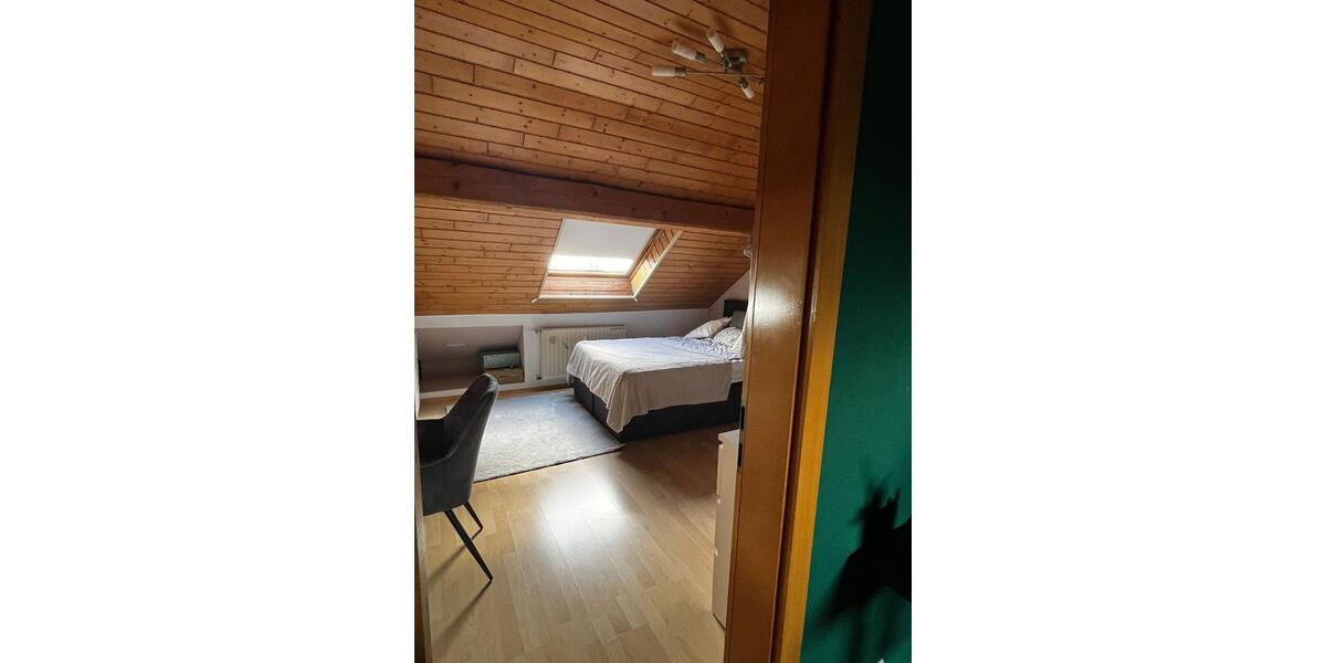 Dachgeschoßwohnung Heusweiler - 3 Zimmer, 85 m&sup2;, 510&euro; | Angebot:26225909