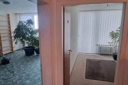 helle 4 Zi Wohnung in Garbsen (zentral) 4 zimmer