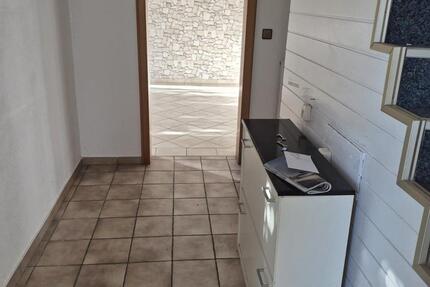 Haus Siegen Eiserfeld - 5 Zimmer, 120 m&sup2;, 950&euro; | Angebot:27615836