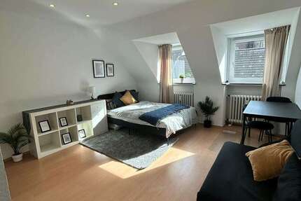 Zimmer Köln Neustadt/Süd - 1 Zimmer, 1.350&euro; | Angebot:26147581