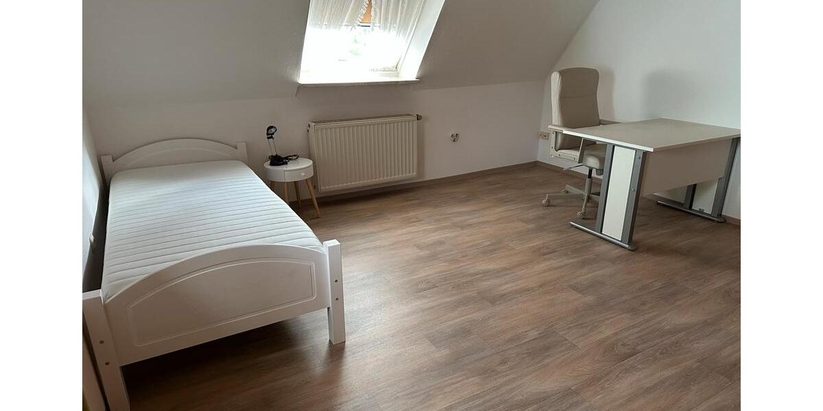 Wohnen auf Zeit Petersaurach - 6 Zimmer, 20 m&sup2;, 260&euro; | Angebot:26114775
