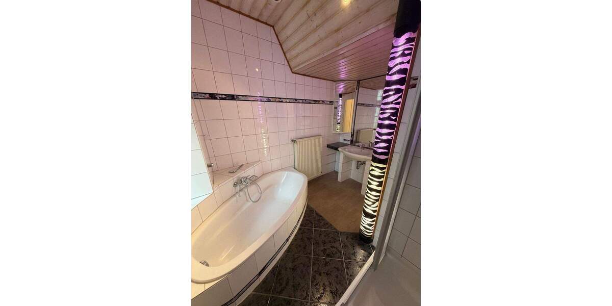 Etagenwohnung Nürnberg Muggenhof - 5 Zimmer, 120 m&sup2;, 1.200&euro; | Angebot:24967114