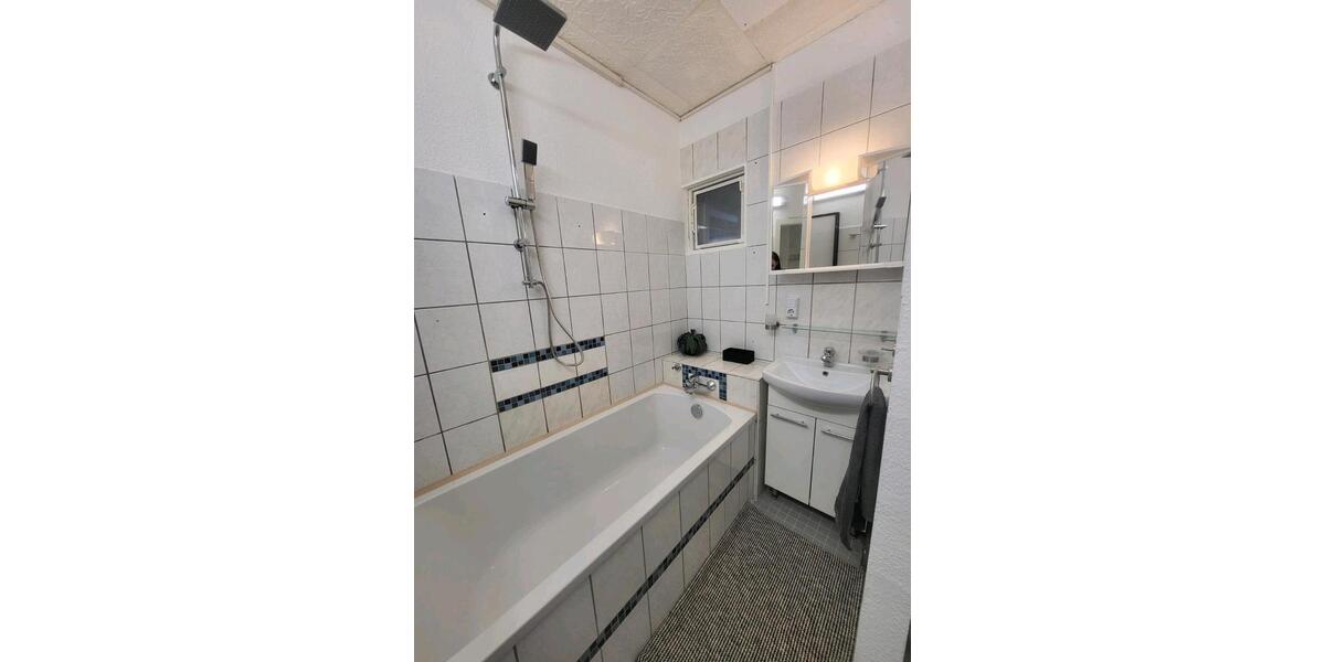 Etagenwohnung Schwerin Friedrichsthal - 2 Zimmer, 40 m&sup2;, 530&euro; | Angebot:24489954