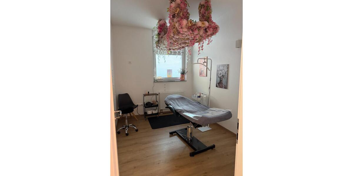 Kosmetik Raum zur Untermiete zimmer