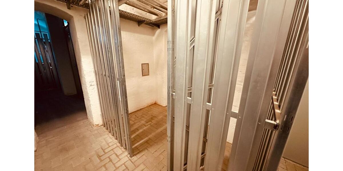 Dachgeschoßwohnung Dresden Cotta - 3.5 Zimmer, 89 m&sup2;, 1.150&euro; | Angebot:26013540