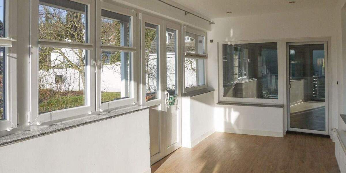 Etagenwohnung Engelskirchen Schnellenbach - 5 Zimmer, 200 m&sup2;, 1.850&euro; | Angebot:26656736