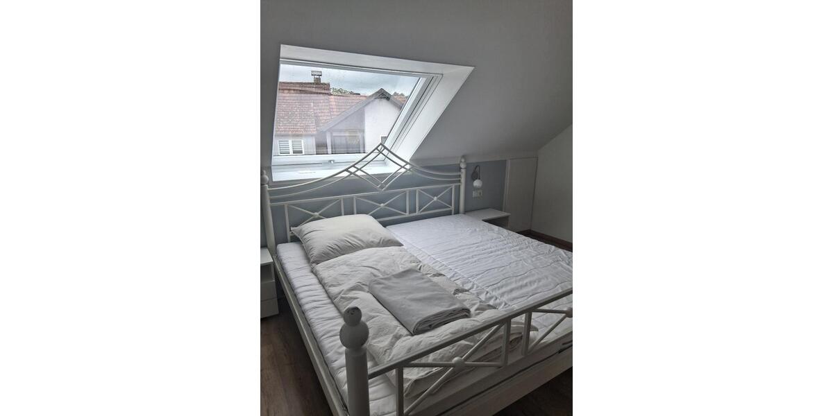 Etagenwohnung Vilseck - 2 Zimmer, 80 m&sup2;, 850&euro; | Angebot:26603770