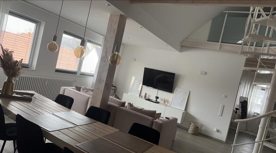 Schöne, lichtdurchflutete moderne Wohnung in Horn