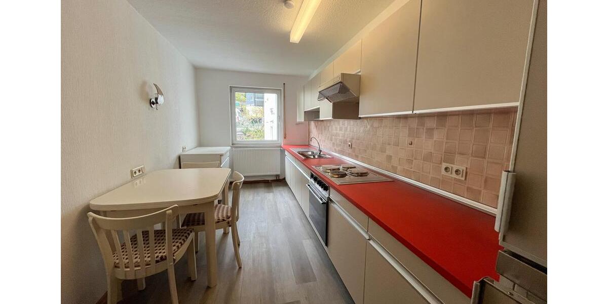Etagenwohnung Siegen Eiserfeld - 3 Zimmer, 159 m&sup2;, 1.125&euro; | Angebot:26194327