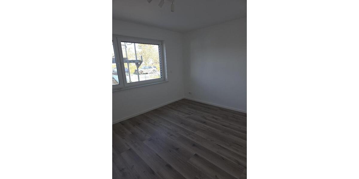 Erdgeschoßwohnung Eschborn - 5 Zimmer, 133 m&sup2;, 1.850&euro; | Angebot:26621148