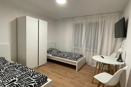 Wohnen auf Zeit Schierling - 10 Zimmer, 240 m&sup2;, 500&euro; | Angebot:24829447