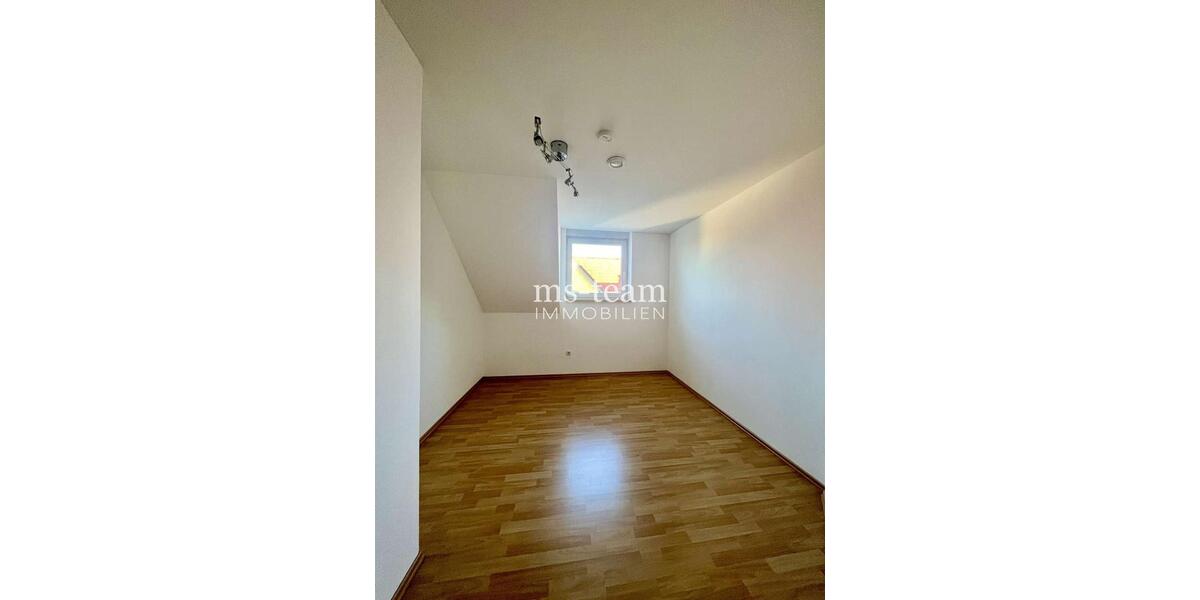 Etagenwohnung Kümmersbruck - 3.5 Zimmer, 110 m&sup2;, 950&euro; | Angebot:25990706