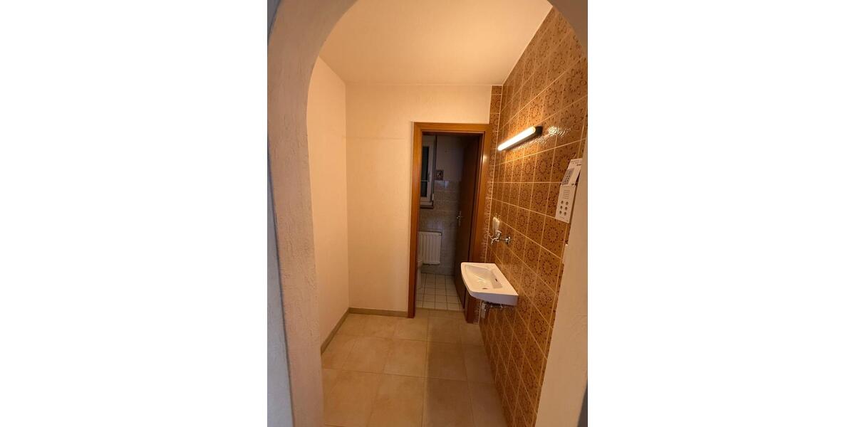 Dachgeschoßwohnung Mötzingen - 3 Zimmer, 70 m&sup2;, 850&euro; | Angebot:26036671