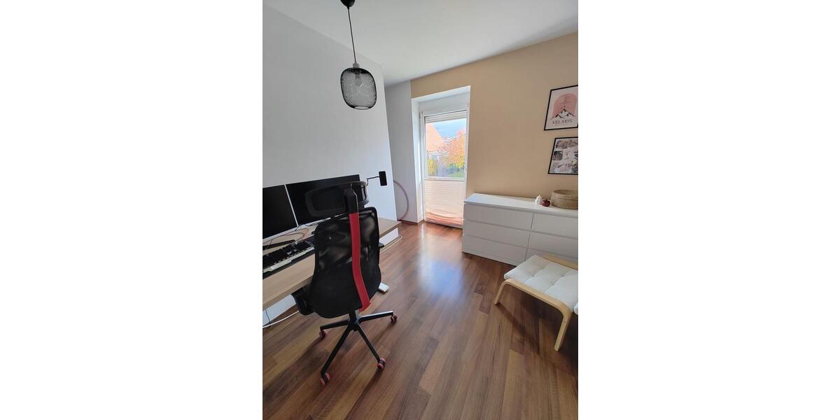Etagenwohnung Schrobenhausen - 3 Zimmer, 80 m&sup2;, 980&euro; | Angebot:26534500