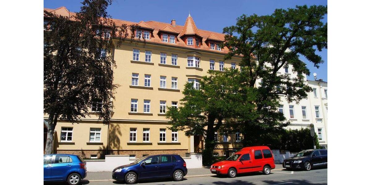Etagenwohnung Plauen Stadtmitte - 3 Zimmer, 76 m&sup2;, 435&euro; | Angebot:25776611
