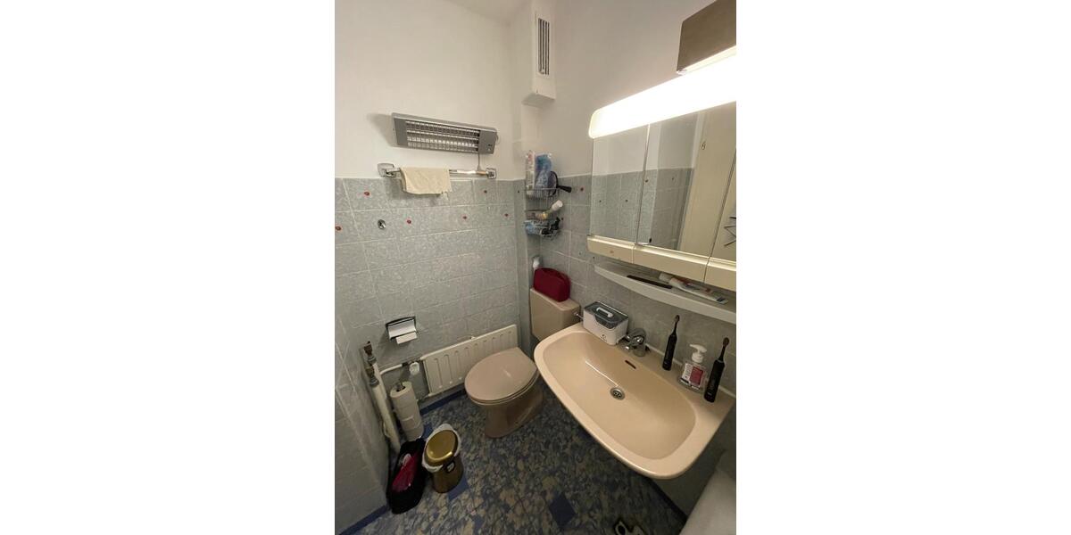 Wohnen auf Zeit Freiburg im Breisgau Haslach - 4 Zimmer, 104 m&sup2;, 1.800&euro; | Angebot:26553491